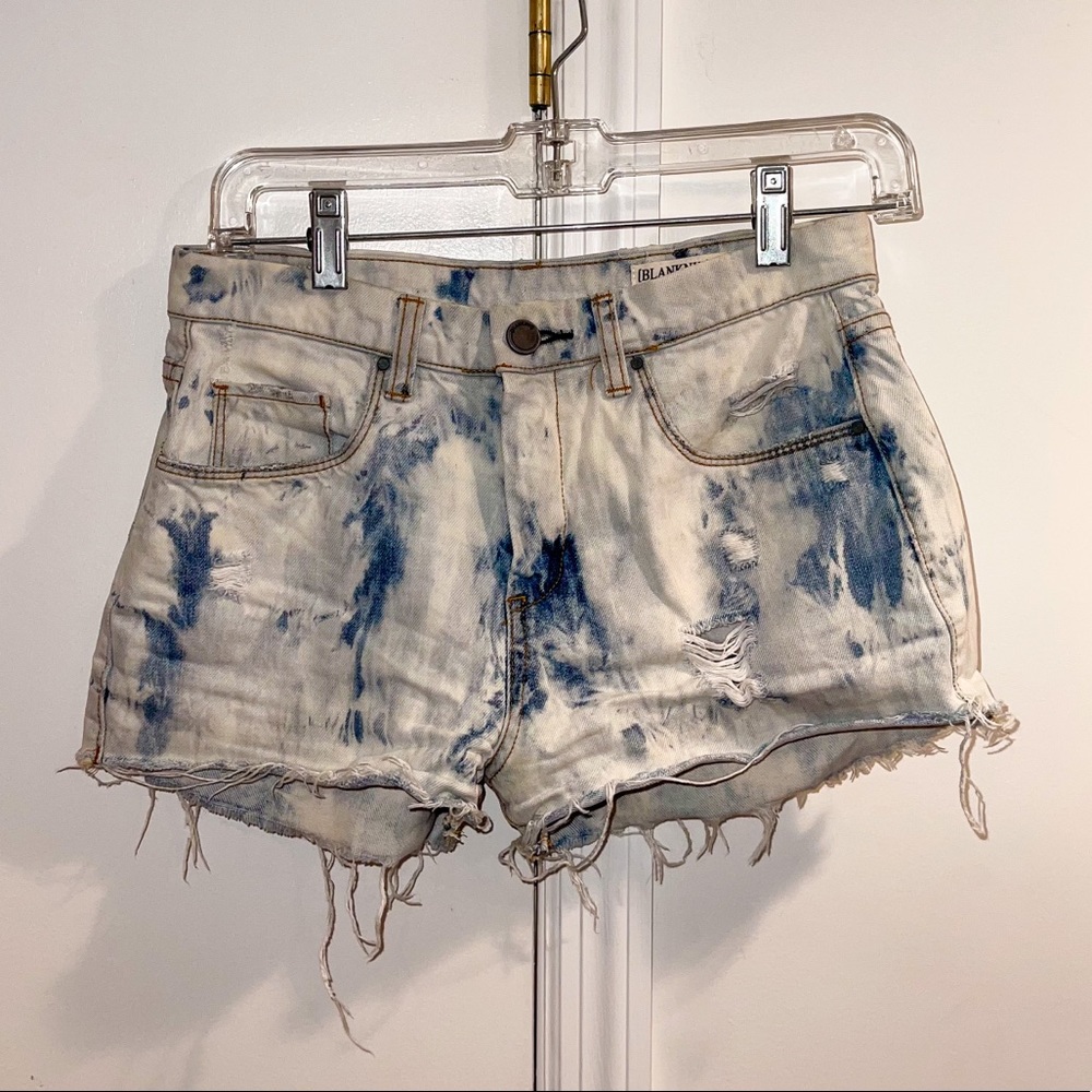 BlankNYC blue and white shorts💙